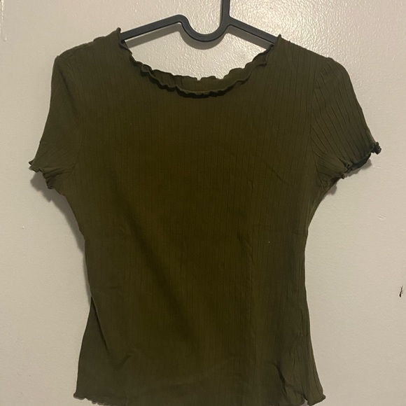 SHEIN TOPS - Picture 2 of 7